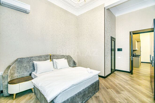 İcarəyə verilir 7 otaqlı köhnə tikili 250 m², 28 May m., photo 22 from 31