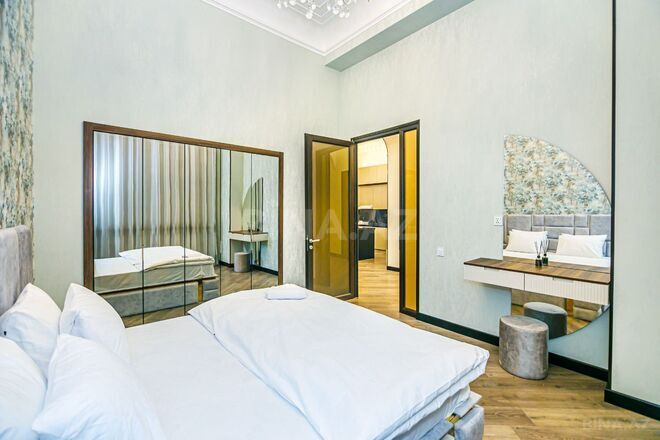 İcarəyə verilir 7 otaqlı köhnə tikili 250 m², 28 May m., photo 19 from 31