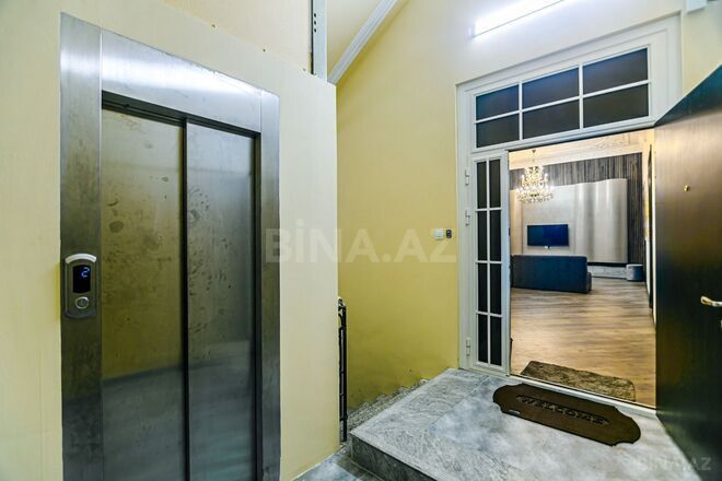 İcarəyə verilir 7 otaqlı köhnə tikili 250 m², 28 May m., photo 17 from 31