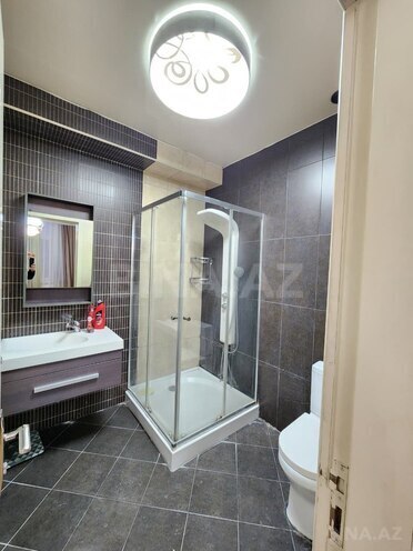 İcarəyə verilir 4 otaqlı yeni tikili 185 m², 28 May m., photo 8 from 16