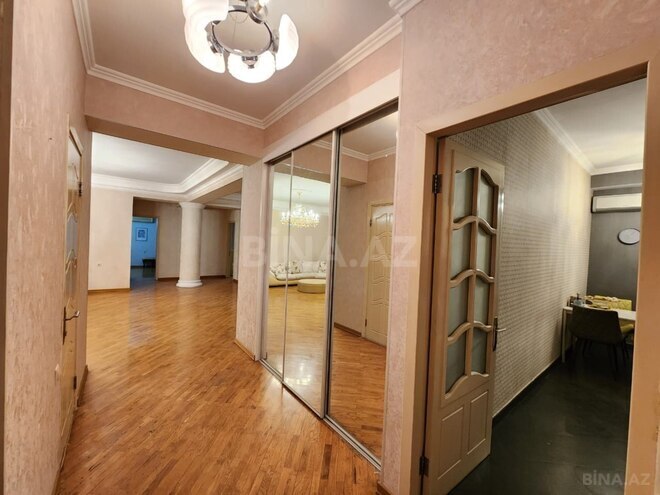 İcarəyə verilir 4 otaqlı yeni tikili 185 m², 28 May m., photo 13 from 16