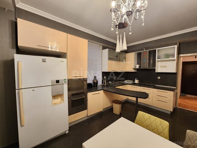 İcarəyə verilir 4 otaqlı yeni tikili 185 m², 28 May m., photo 14 from 16