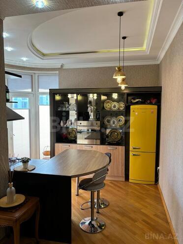 Сдаётся 3-комн. новостройка 110 м², м. Элмляр Академиясы, photo 9 from 32