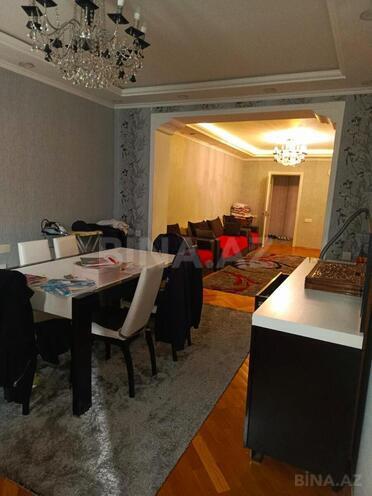 Satılır 3 otaqlı köhnə tikili 100 m², Yasamal r., photo 10 from 16