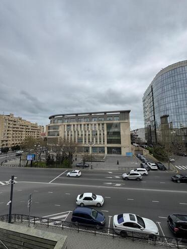 Satılır 3 otaqlı köhnə tikili 90 m², Yasamal r., photo 14 from 21