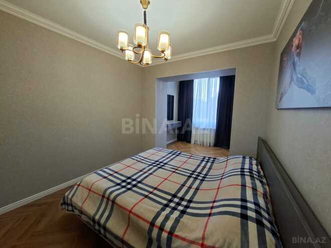 Продаётся 3-комн. вторичка 70 м², м. Элмляр Академиясы, photo 10 from 17