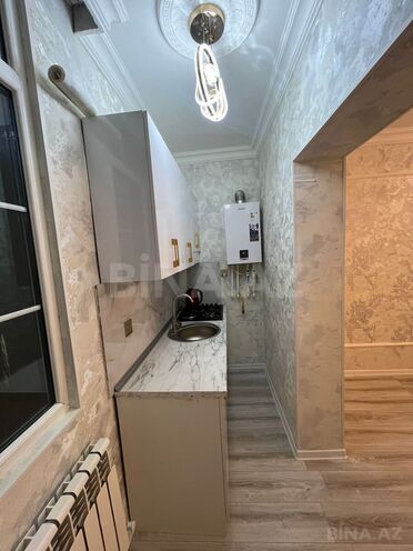 Satılır 2 otaqlı köhnə tikili 45 m², İnşaatçılar m., photo 7 from 12