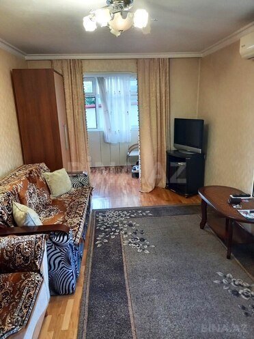 Satılır 1 otaqlı köhnə tikili 35 m², Nizami m., photo 3 from 10