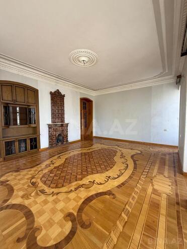 Satılır 4 otaqlı köhnə tikili 180 m², Səbail r., photo 3 from 20