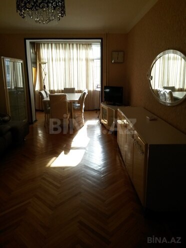 Satılır 2 otaqlı köhnə tikili 60 m², Nəsimi r., photo 5 from 10