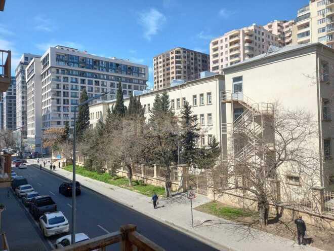 Satılır 3 otaqlı köhnə tikili 80 m², 28 May m., photo 13 from 23