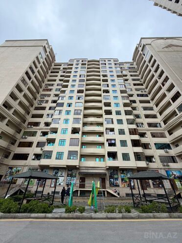 Продаётся 3-комн. новостройка 126.5 м², м. Кара Караев, photo 1 from 13
