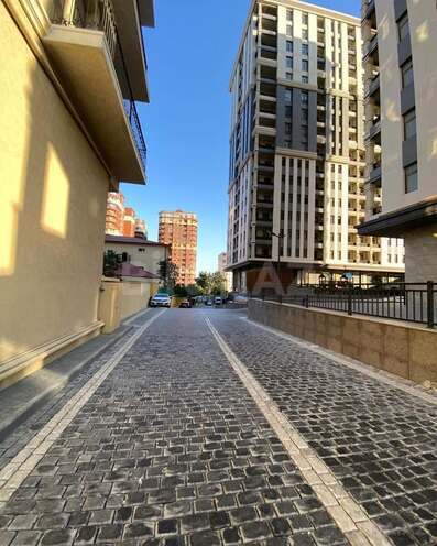 Продаётся 3-комн. новостройка 125 м², м. Низами, photo 4 from 17