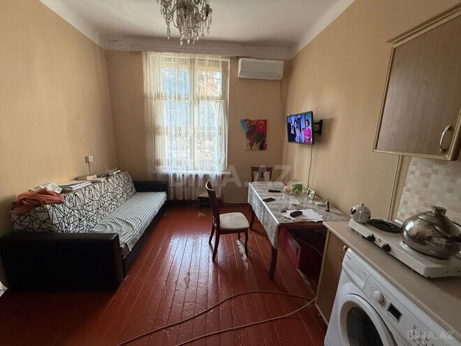 Satılır 2 otaqlı köhnə tikili 27.6 m², Elmlər Akademiyası m., photo 3 from 9