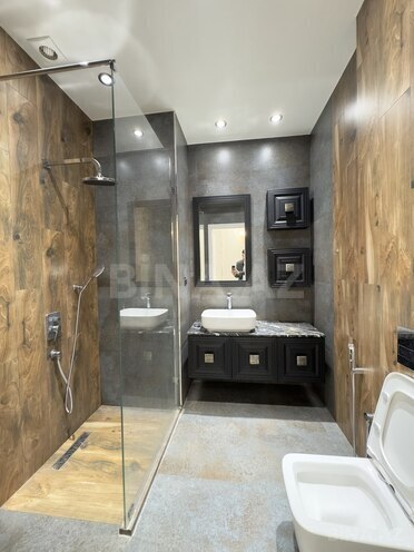 Сдаётся 3-комн. новостройка 130 м², Насиминский  р., photo 18 from 22