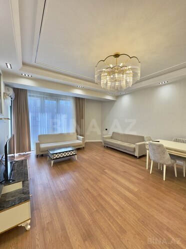 Сдаётся 3-комн. новостройка 130 м², Насиминский  р., photo 8 from 22