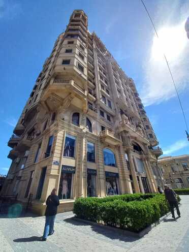 Продаётся 4-комн. новостройка 300 м², м. Ичеришехер, photo 4 from 14