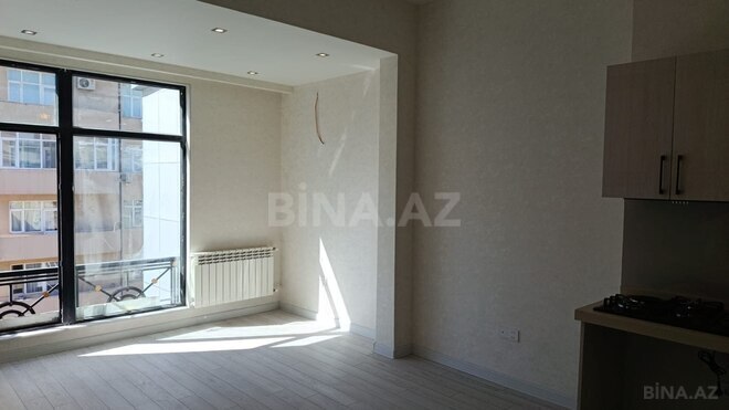 Продаётся 2-комн. вторичка 40 м², м. Низами, photo 3 from 8