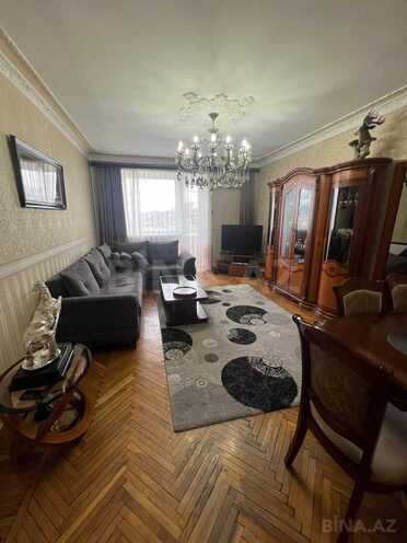 Продаётся 4-комн. вторичка 110 м², Ясамальский р., photo 3 from 17