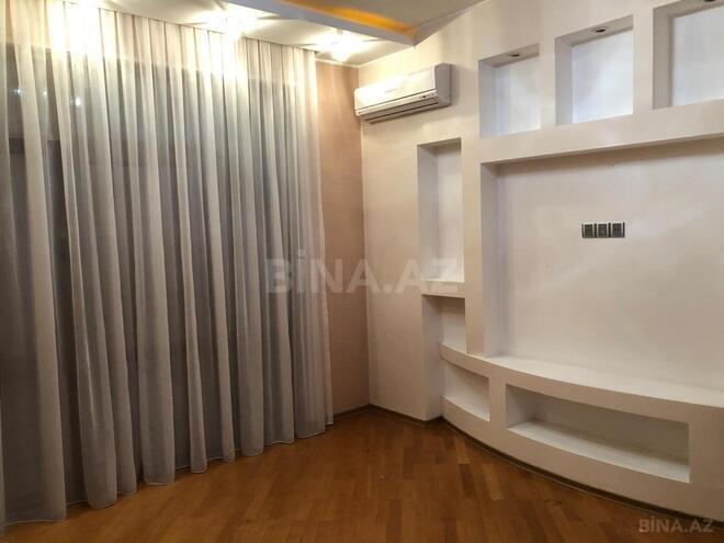 İcarəyə verilir 4 otaqlı yeni tikili 186 m², 28 May m., photo 5 from 25