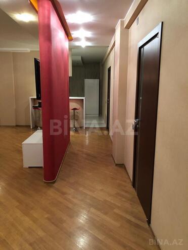 İcarəyə verilir 4 otaqlı yeni tikili 186 m², 28 May m., photo 17 from 25