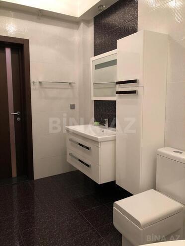 İcarəyə verilir 4 otaqlı yeni tikili 186 m², 28 May m., photo 21 from 25