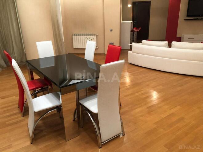 İcarəyə verilir 4 otaqlı yeni tikili 186 m², 28 May m., photo 19 from 25