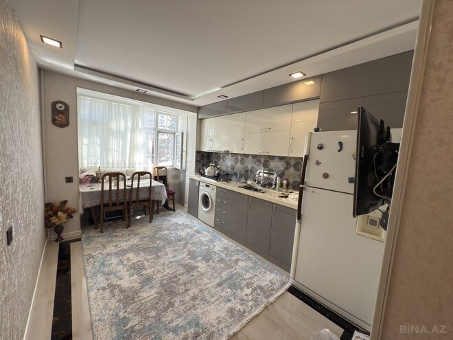 Продаётся 2-комн. вторичка 60 м², м. Халглар Достлугу, photo 9 from 17