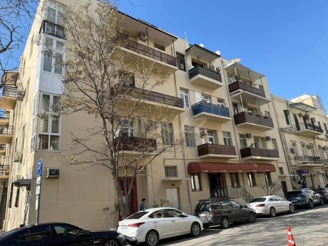 Продаётся 4-комн. вторичка 100 м², м. Сахил, photo 13 from 14