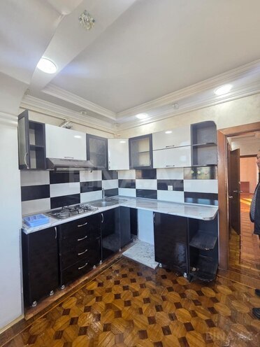 İcarəyə verilir 4 otaqlı köhnə tikili 100 m², Koroğlu m., photo 9 from 12