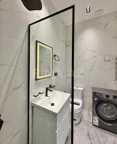 İcarəyə verilir 2 otaqlı yeni tikili 70 m², 28 May m., photo 9 from 10