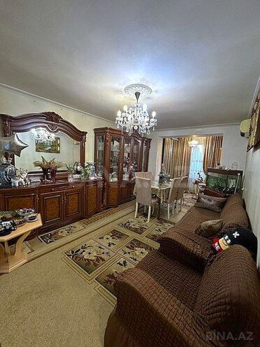 Продаётся 3-комн. вторичка 75 м², м. Элмляр Академиясы, photo 1 from 11