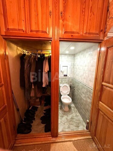 Продаётся 3-комн. вторичка 65 м², м. Ази Асланов, photo 17 from 25