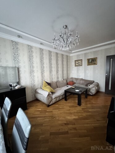 Satılır 3 otaqlı köhnə tikili 84 m², Qara Qarayev m., photo 3 from 16