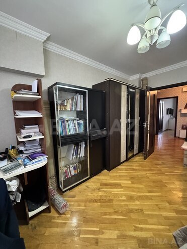 Satılır 3 otaqlı köhnə tikili 84 m², Qara Qarayev m., photo 4 from 16