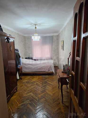 Satılır 3 otaqlı köhnə tikili 75 m², Elmlər Akademiyası m., photo 11 from 12