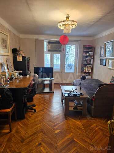 Satılır 3 otaqlı köhnə tikili 75 m², Elmlər Akademiyası m., photo 1 from 12