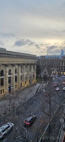 Satılır 3 otaqlı köhnə tikili 100 m², Sahil m., photo 5 from 29