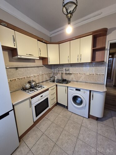 İcarəyə verilir 3 otaqlı köhnə tikili 110 m², 28 May m., photo 15 from 28