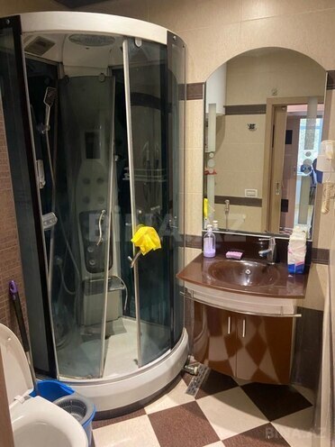 İcarəyə verilir 3 otaqlı köhnə tikili 70 m², Gənclik m., photo 10 from 12