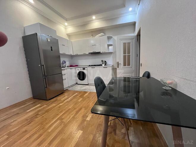 Сдаётся 2-комн. новостройка 75 м², м. Кара Караев, photo 6 from 12