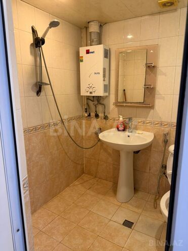 Продаётся 2-комн. вторичка 35 м², м. Нефтчиляр, photo 14 from 16