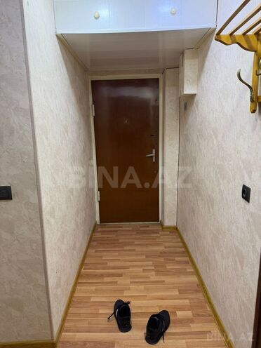 Продаётся 2-комн. вторичка 35 м², м. Нефтчиляр, photo 4 from 16