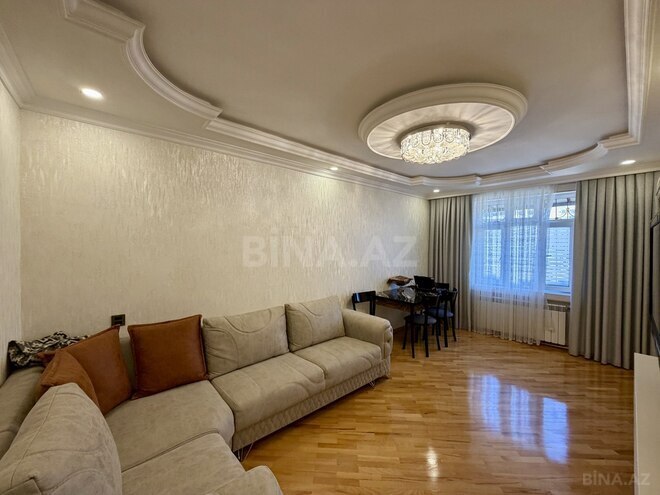 Satılır 2 otaqlı köhnə tikili 60 m², Xalqlar Dostluğu m., photo 4 from 16