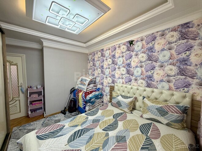 Satılır 2 otaqlı köhnə tikili 60 m², Xalqlar Dostluğu m., photo 8 from 16