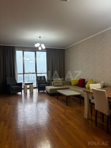 Сдаётся 3-комн. новостройка 128 м², Насиминский  р., photo 1 from 15