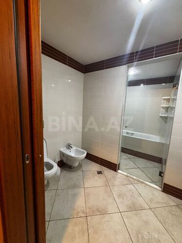 Сдаётся 3-комн. новостройка 128 м², Насиминский  р., photo 13 from 15