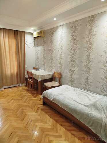 Satılır 3 otaqlı köhnə tikili 60 m², Azadlıq Prospekti m., photo 10 from 20