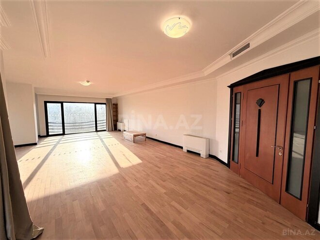 Продаётся 4-комн. новостройка 183 м², м. 28 мая, photo 4 from 24
