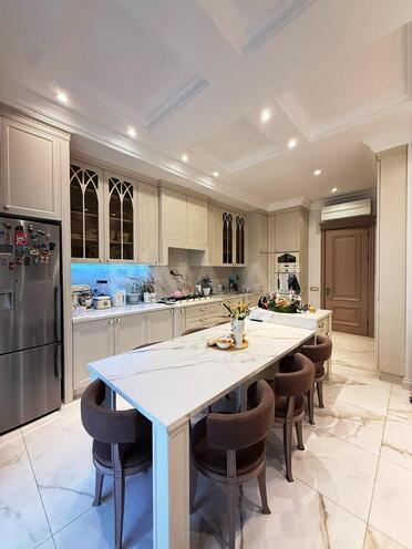 Satılır 7 otaqlı yeni tikili 285 m², 28 May m., photo 7 from 18